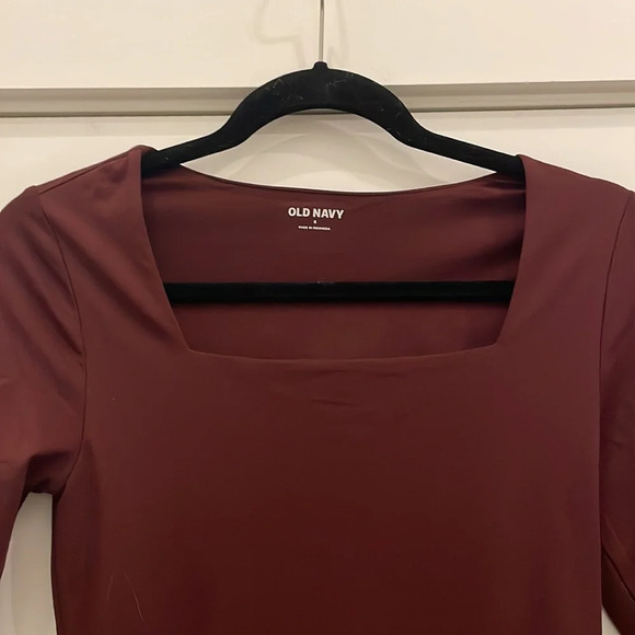 NWT Old Navy‎ Red long sleeve bodysuit size small - Picture 2 of 9